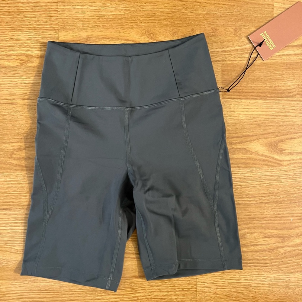 NWT Girlfriend collective high rise bike short